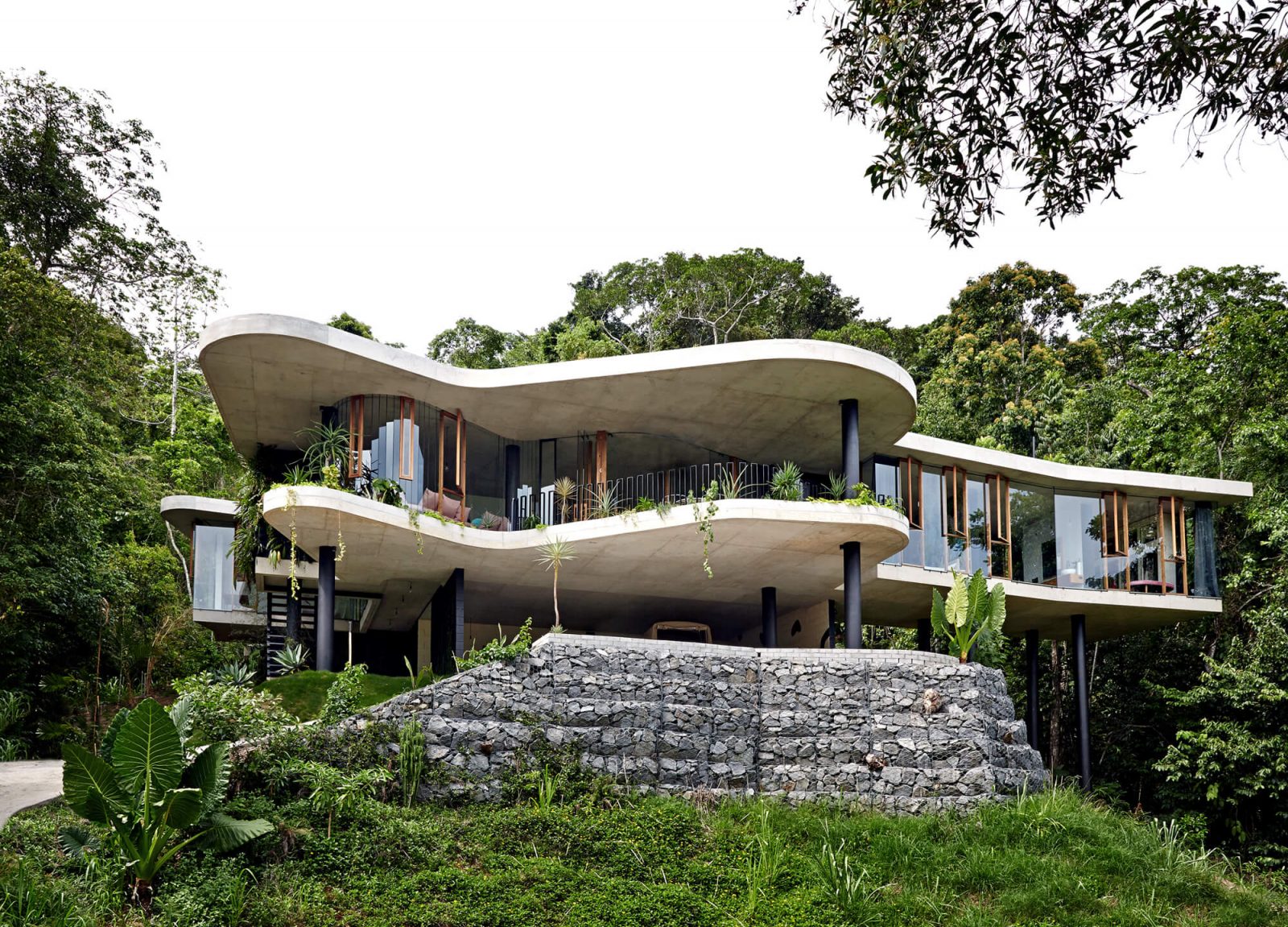 Planchonella House by Jesse Bennett Studio