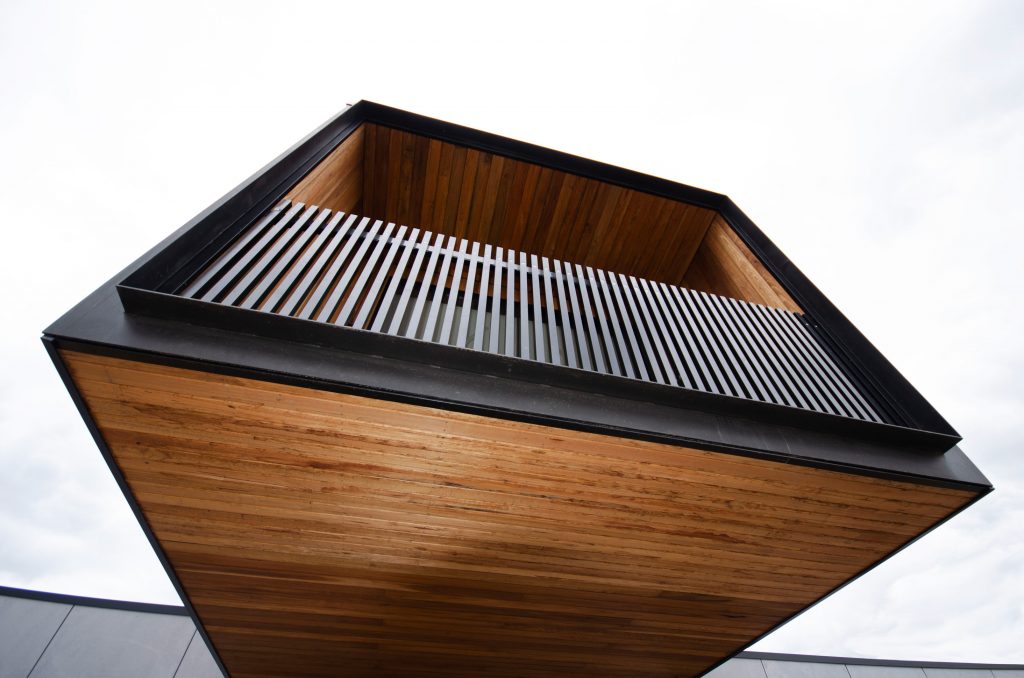 cantilevered module close up image