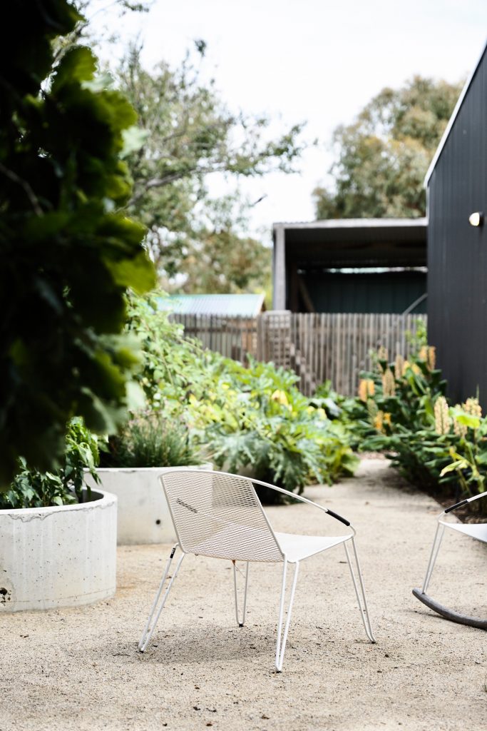 flinders house garden image