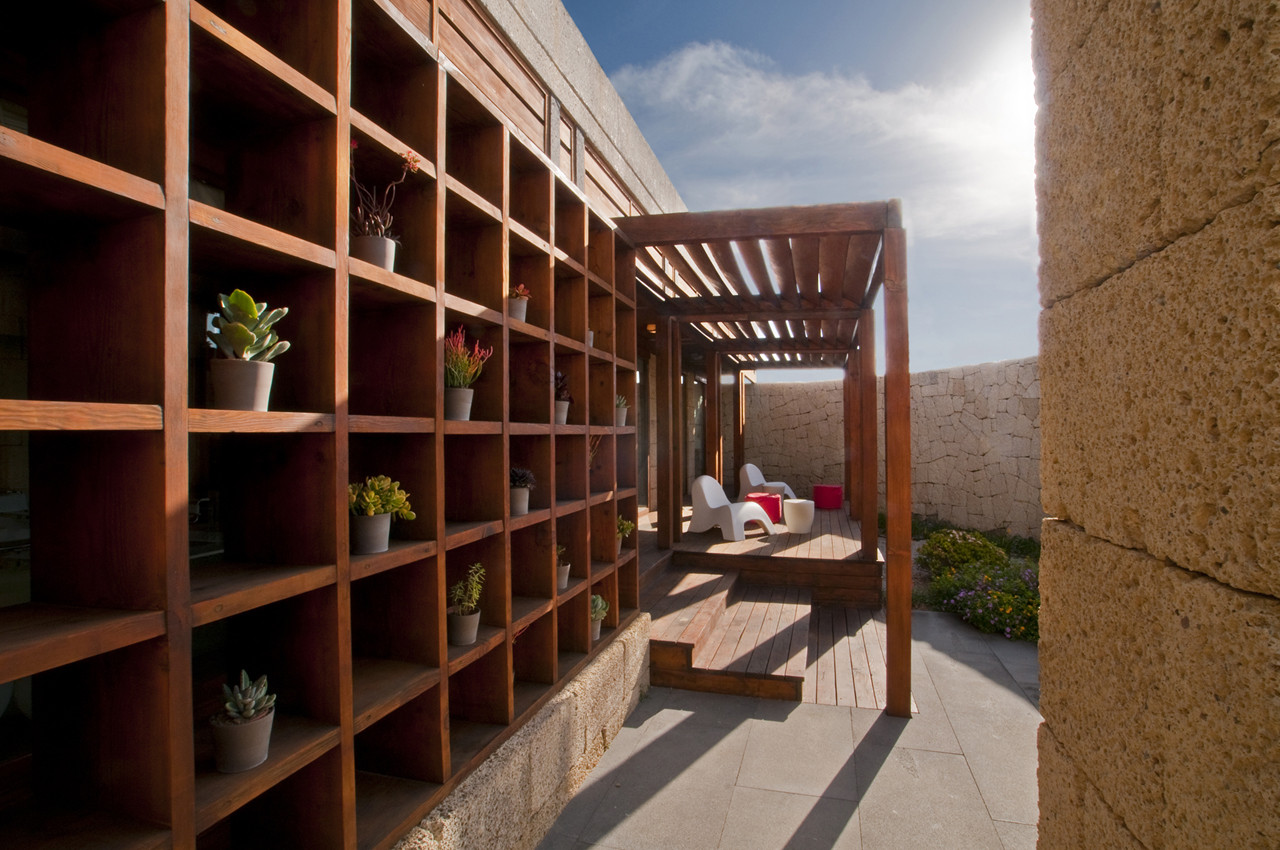 Bioclimatic House Courtyard