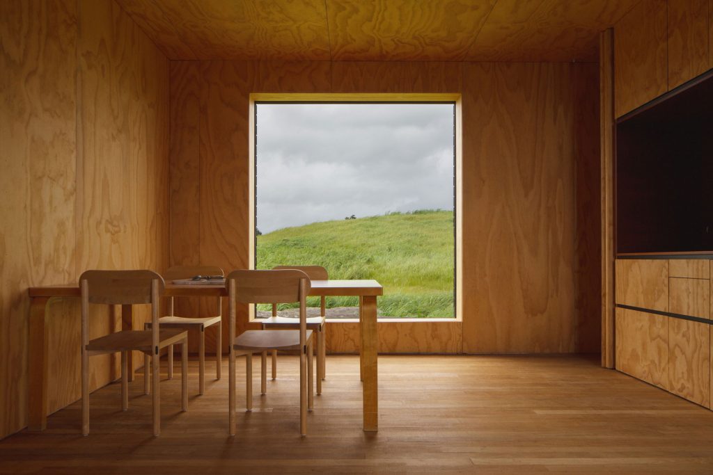 eyrie-cabins-by-cheshire-architects-gessato-10