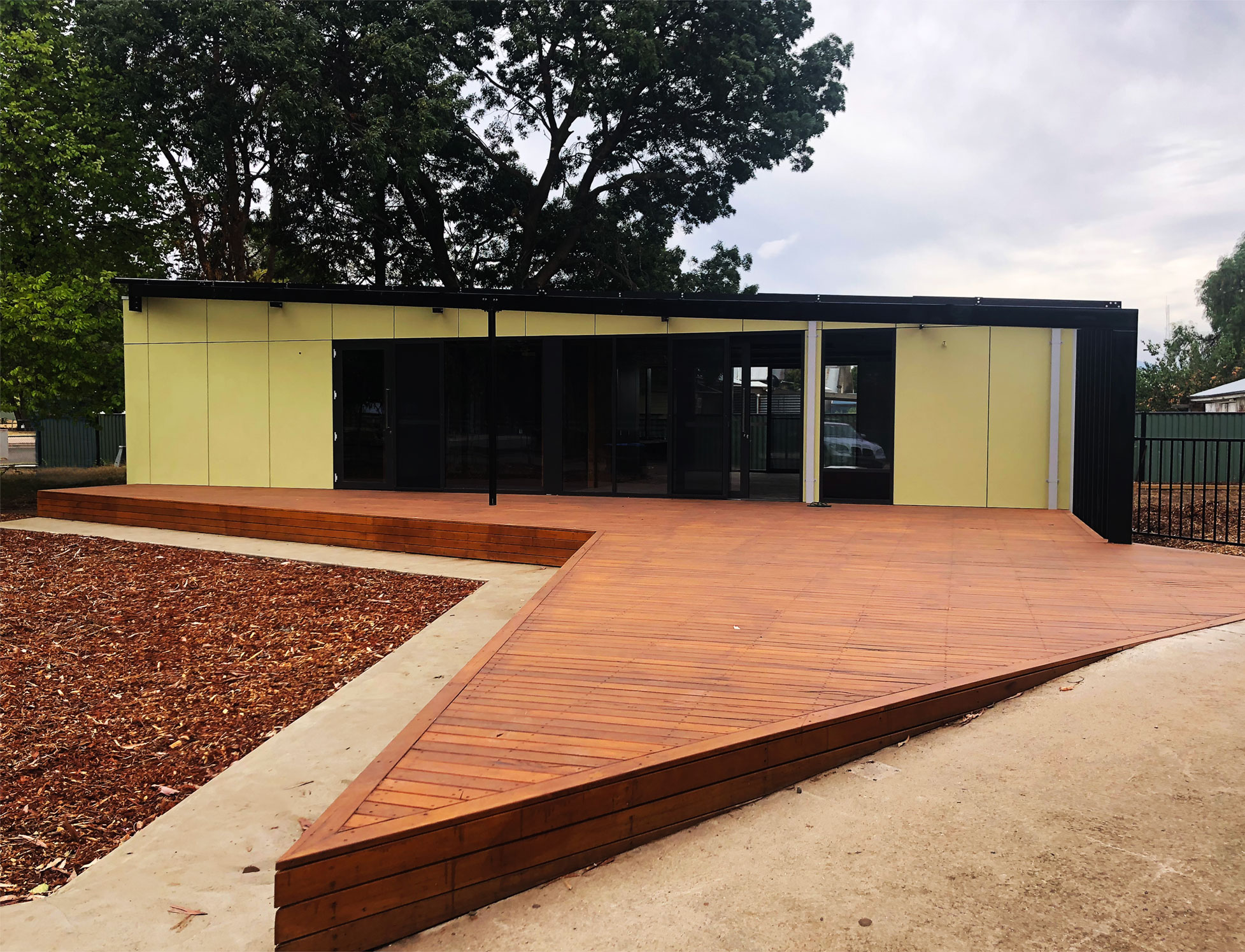 swifts creek school exterior view